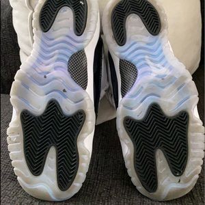 Jordan’s Low Top 11 concord